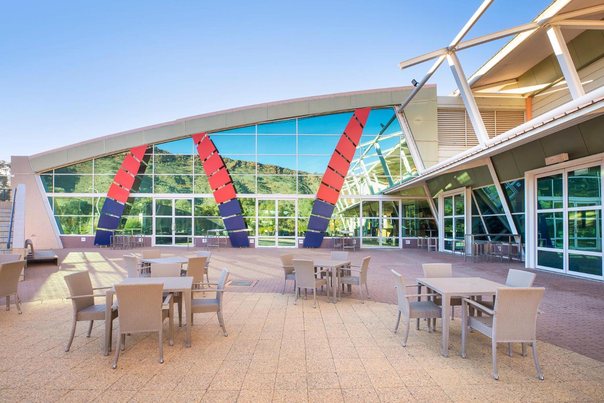 Hotel Crowne Plaza Lasseters By Ihg Alice Springs